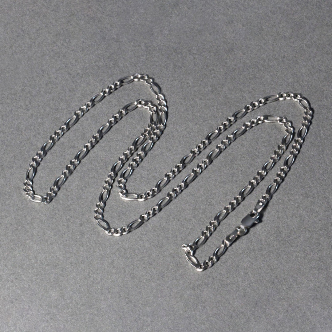 2.6mm 14k White Gold Solid Figaro Chain