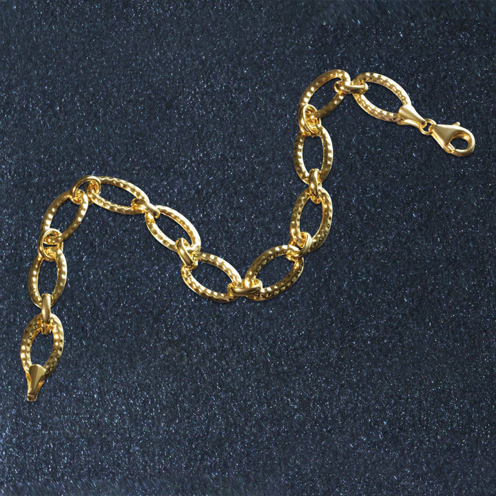 Textured Oval Link Bracelet in 14k Yellow Gold